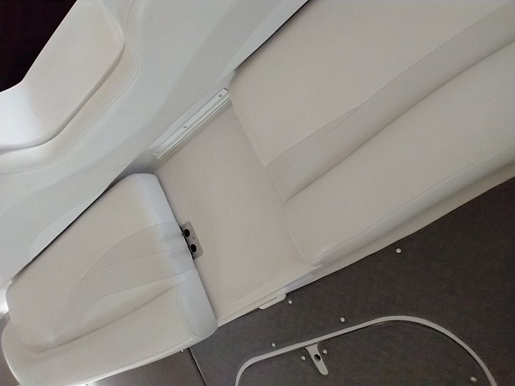 2005 Starcraft Aurora 2000 OB - National Vehicle