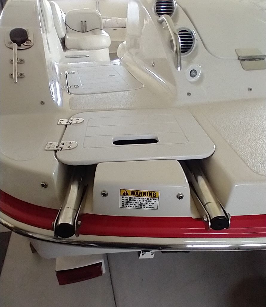 2005 Starcraft Aurora 2000 OB - National Vehicle