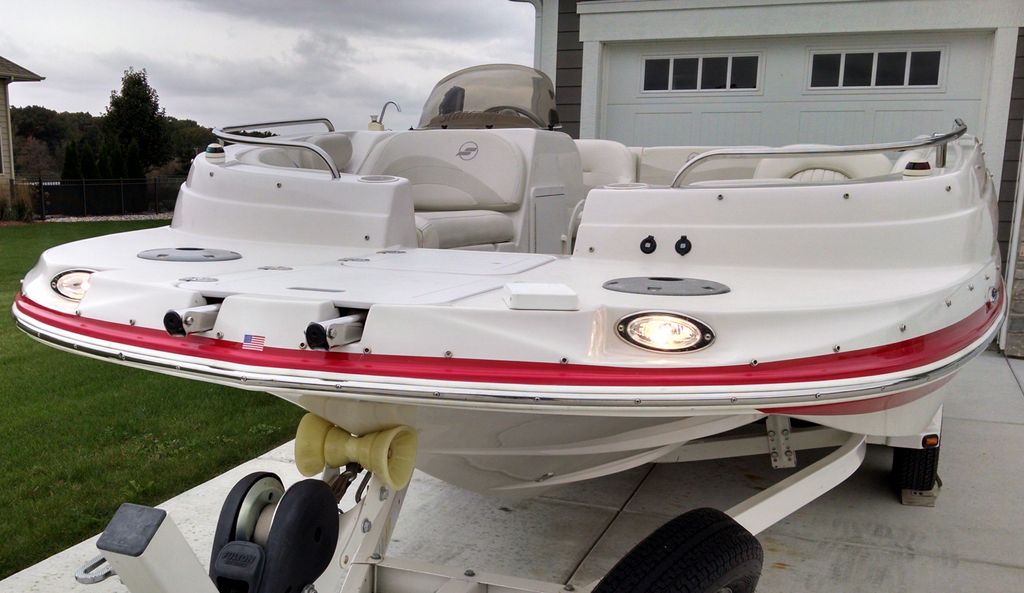 2005 Starcraft 2000 Aurora - National Vehicle