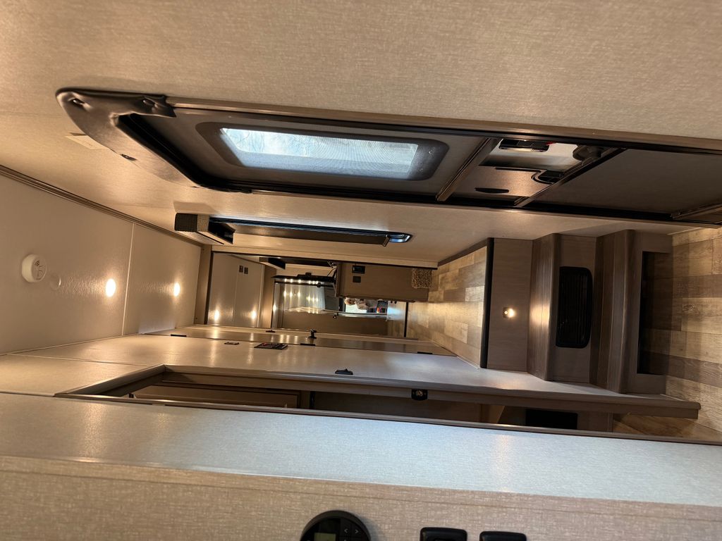 画像 2023 Coachmen Chaparral 360IBL - National Vehicle
