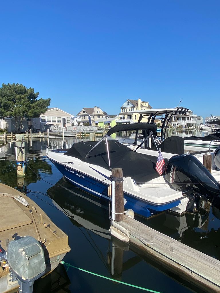 2022 Bayliner VR4 - National Vehicle