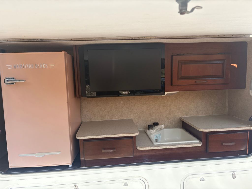 写真 2013 Forest River Sunseeker 2860DS - National Vehicle