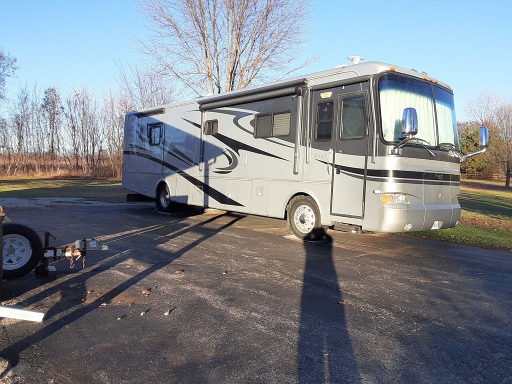 2005 Monaco Knight 38PDQ - National Vehicle