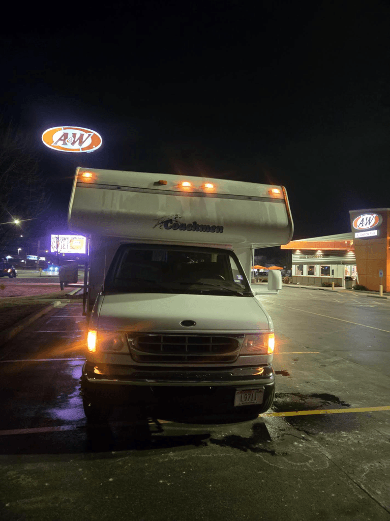 1998 Coachmen Leprechaun 313QB - National Vehicle
