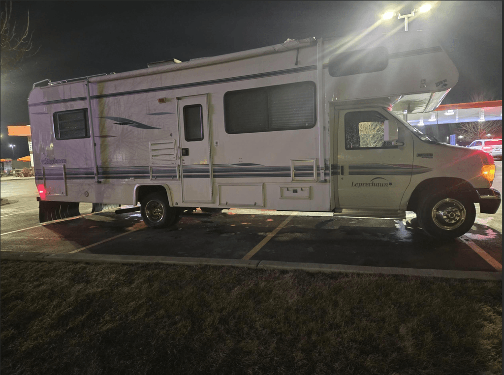 1998 Coachmen Leprechaun 313QB - National Vehicle