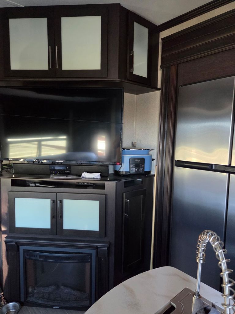 2017 Keystone Raptor 355TS - National Vehicle