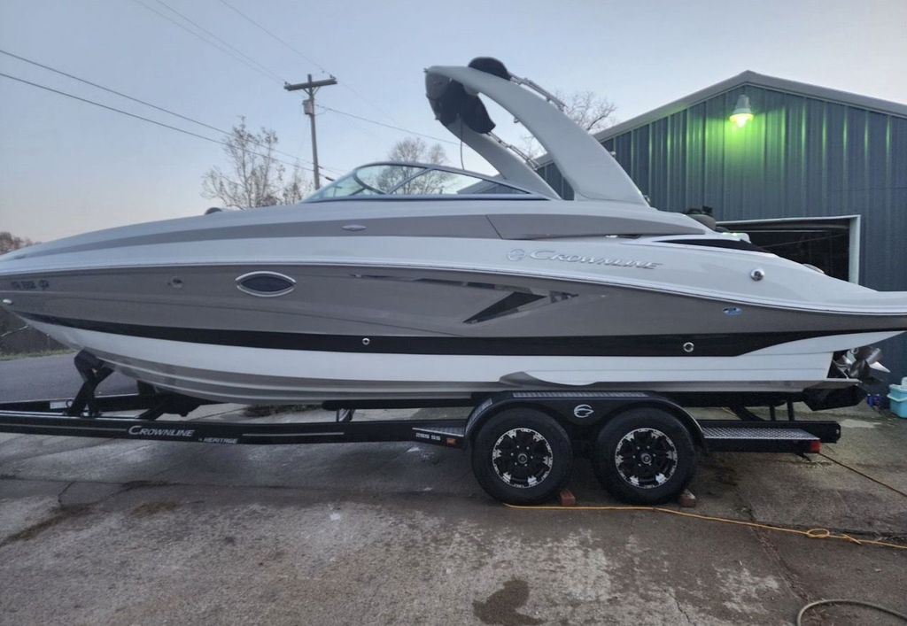 Used 2022 Crownline 265 SS, 45255 Cincinnati - Boat Trader