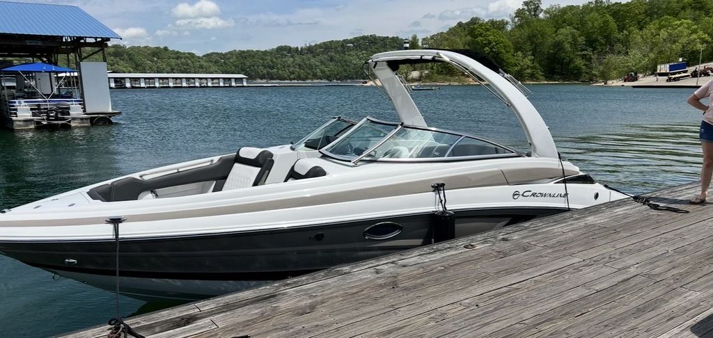Used 2022 Crownline 265 SS, 45255 Cincinnati - Boat Trader