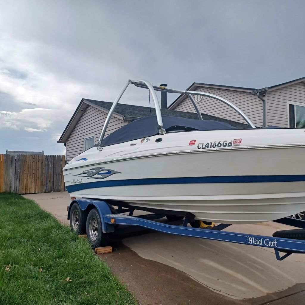 2006 Mariah SE 21 - National Vehicle