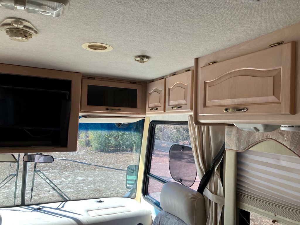 2003 Tiffin Motorhomes Allegro 32BA - National Vehicle
