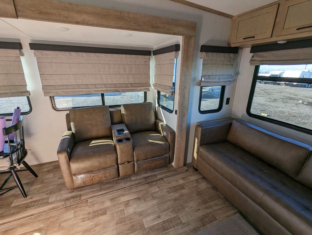 2022 Keystone Arcadia 3660RL - National Vehicle