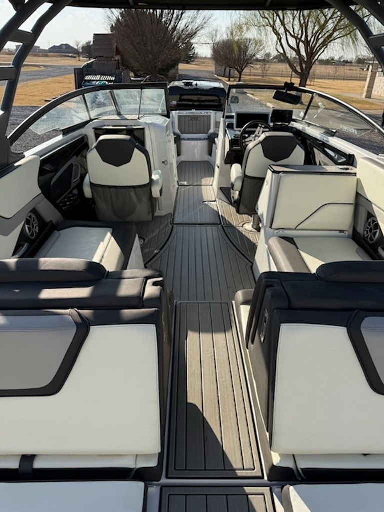 TK様 2021 Yamaha Boats 252SE - National Vehicle