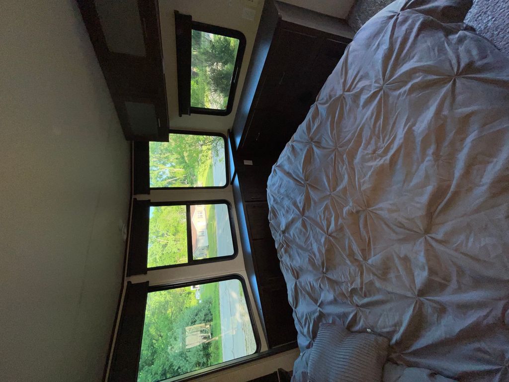 2018 Forest River Salem Grand Villa 42DL - National Vehicle