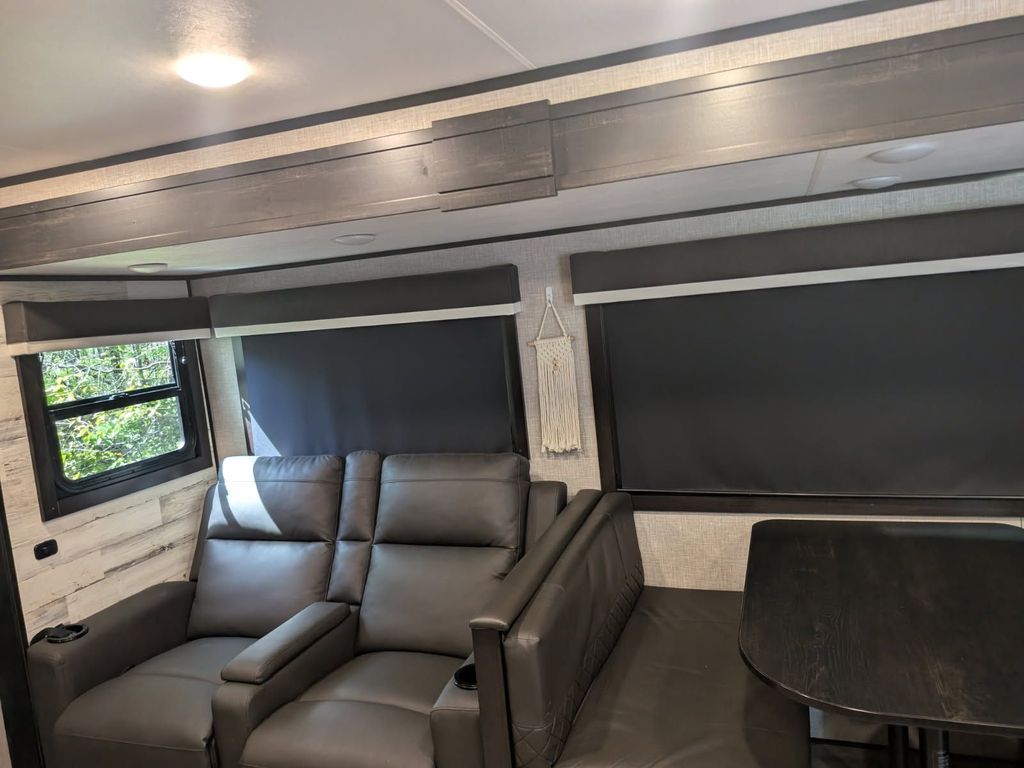 2023 Jayco Jay Feather 27BHB - National Vehicle