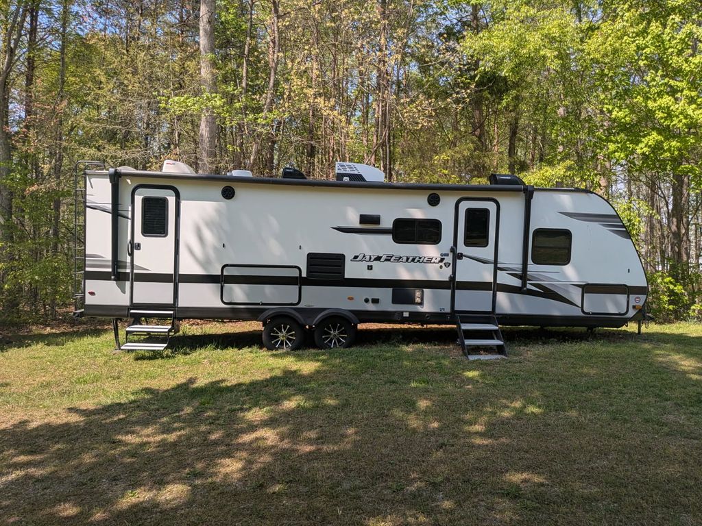 2023 Jayco Jay Feather 27BHB - National Vehicle
