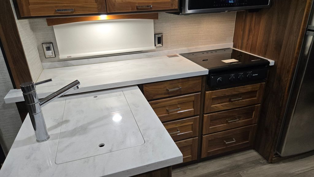 2020 Winnebago Forza 34T - National Vehicle