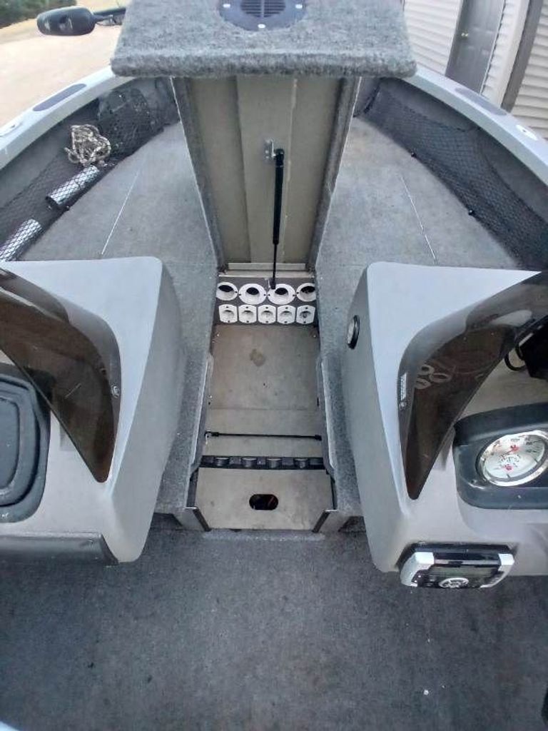 2013 Crestliner 1850 Fish Hawk - National Vehicle