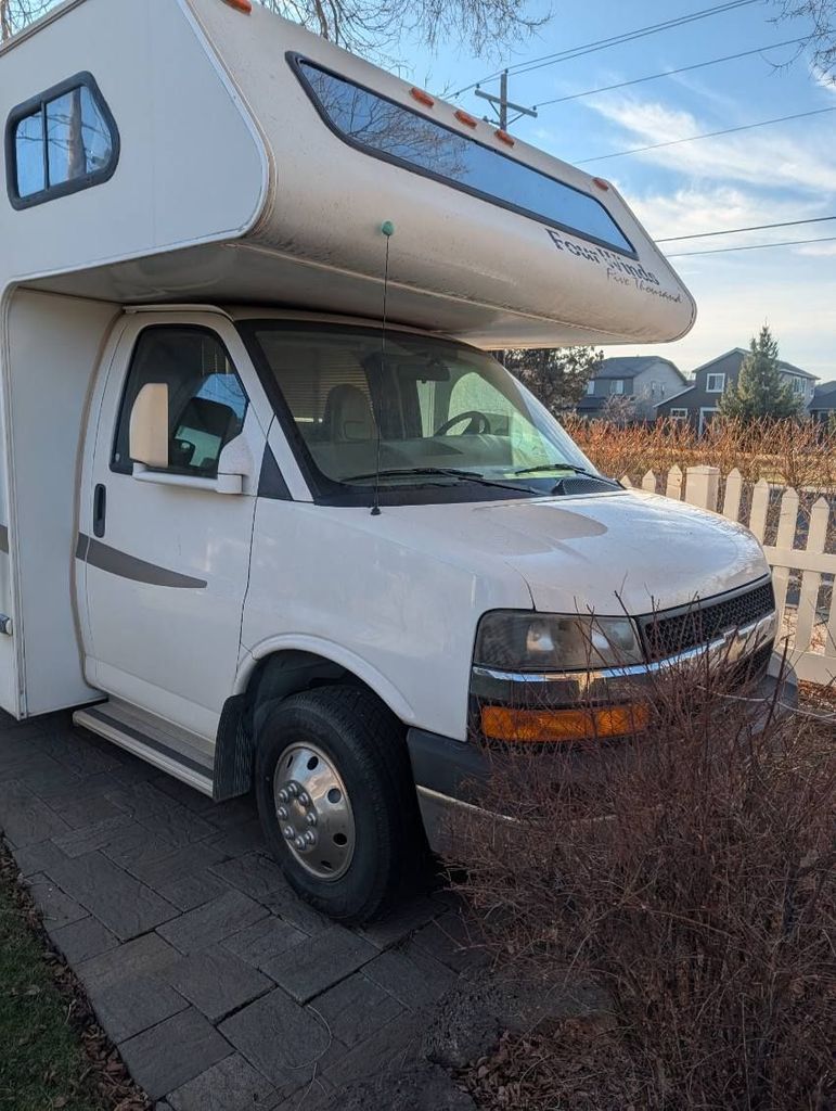 2004 Four Winds Chateau Sport 21RB - National Vehicle