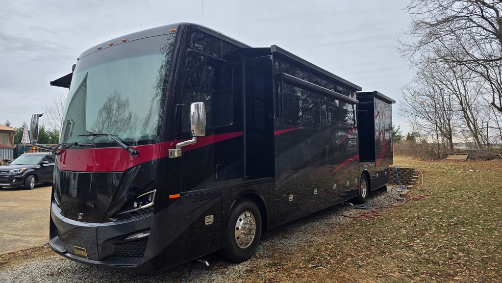2020 Tiffin Motorhomes Phaeton 40IH - National Vehicle