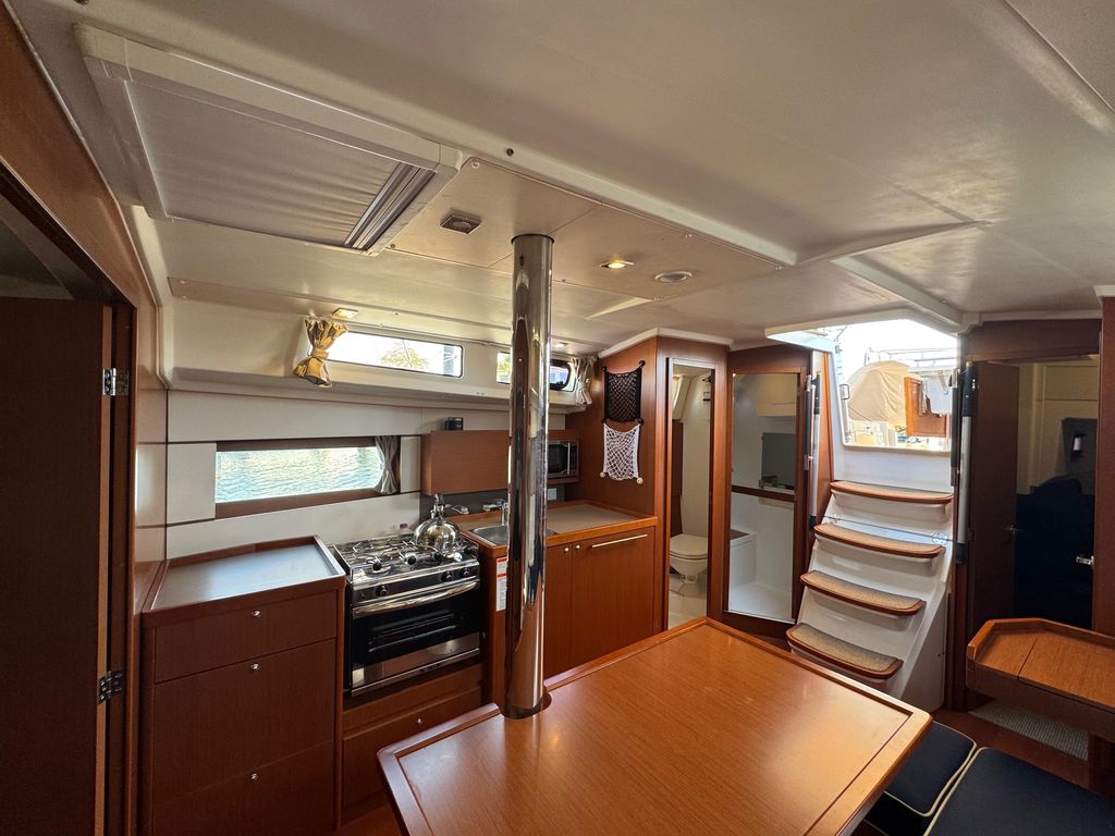 Used 2019 Beneteau Oceanis, 34654 New Port Richey - Boat Trader