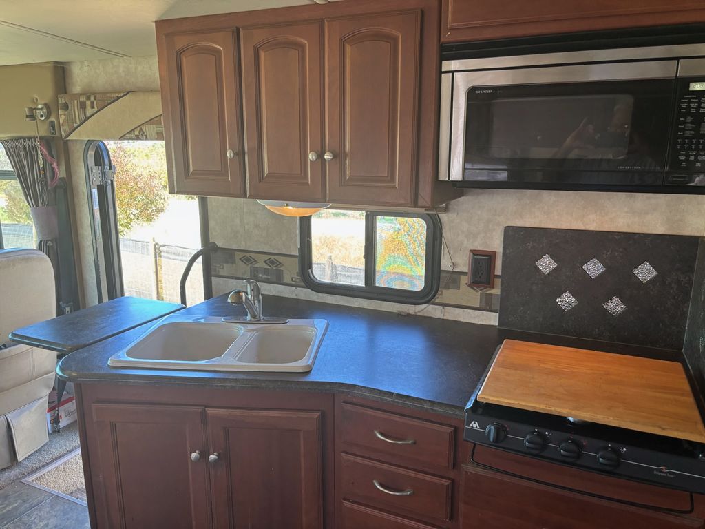 2012 Winnebago Vista LX 35F - National Vehicle