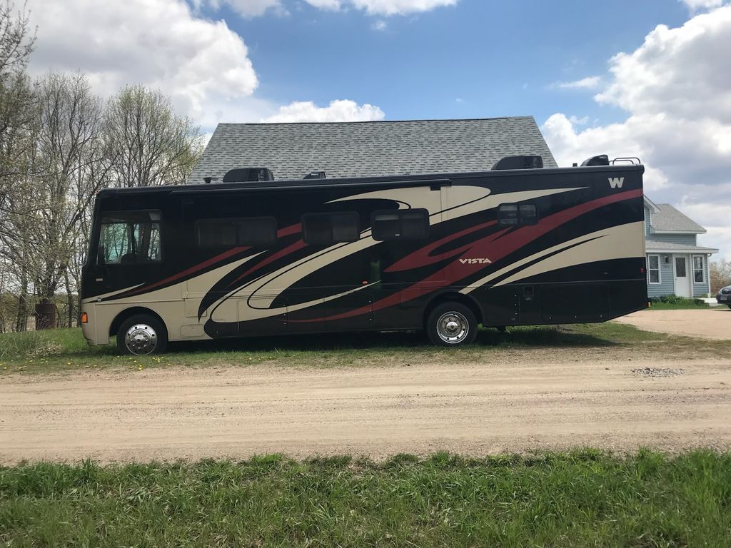 2012 Winnebago Vista LX 35F - National Vehicle