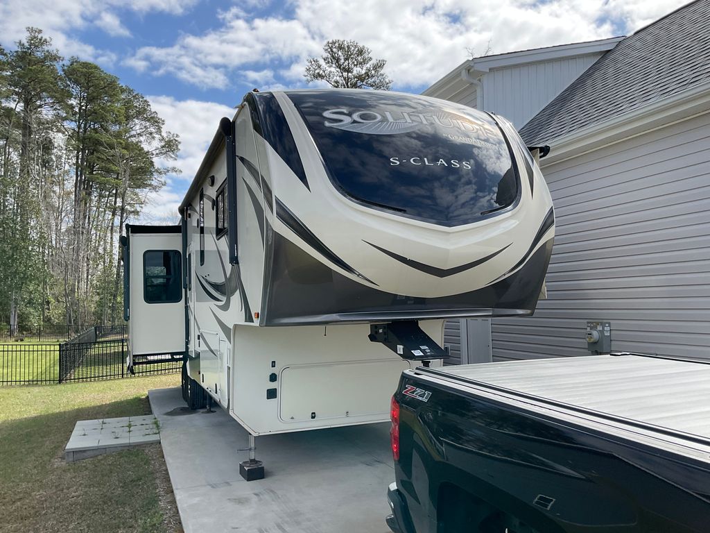 2019 Grand Design Solitude 3550RL - National Vehicle
