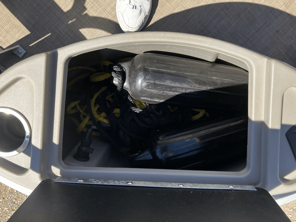 2023 Sun Tracker Bass Buggy 18 DLX - National Vehicle