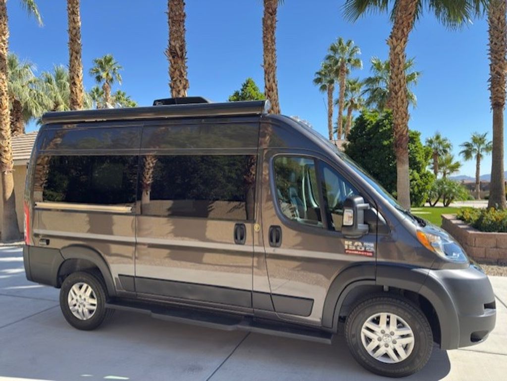 2022 Thor Motor Coach Rize 18M - National Vehicle