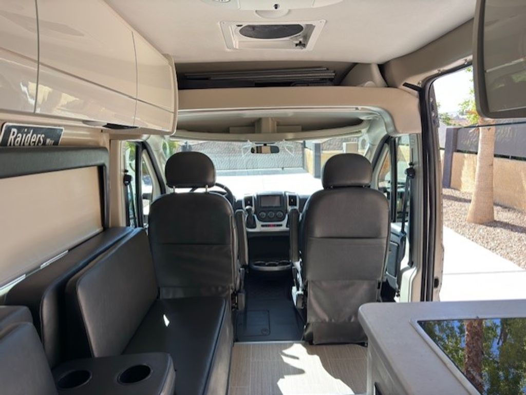 2022 Thor Motor Coach Rize 18M - National Vehicle