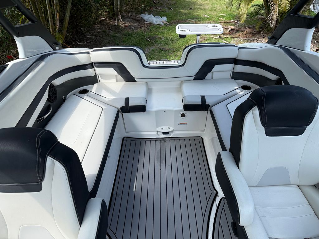 2018 Yamaha 242 Limited SE - National Vehicle