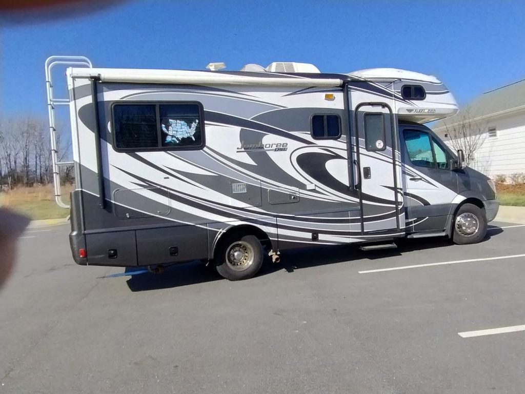 Ys 2013 Fleetwood Jamboree Sport 24L - National Vehicle