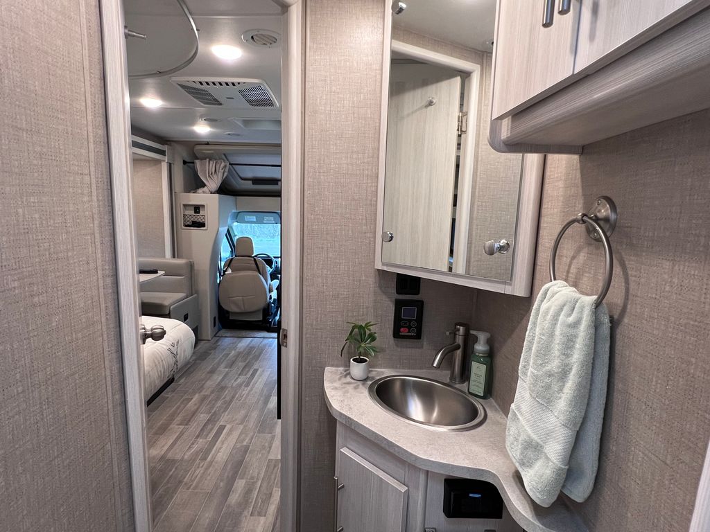 2023 Thor Motor Coach Gemini AWD 23TW - National Vehicle