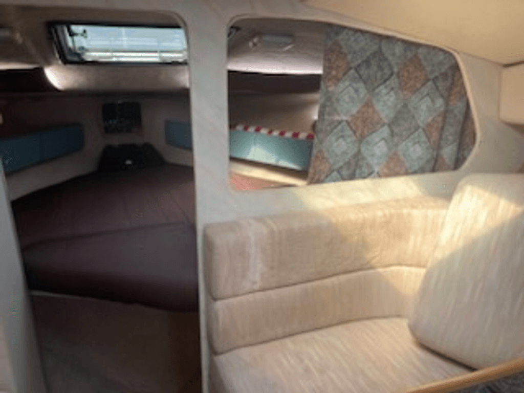 1989 Bayliner 2955 Avanti - National Vehicle
