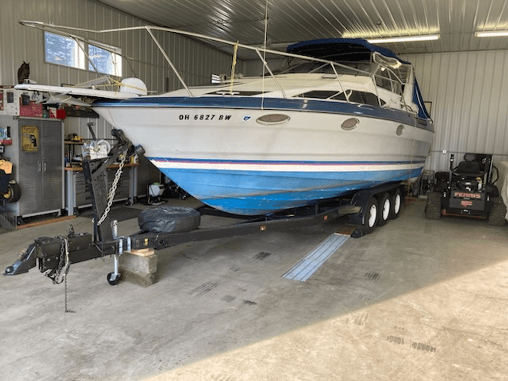 1989 Bayliner Avanti 2955 - National Vehicle