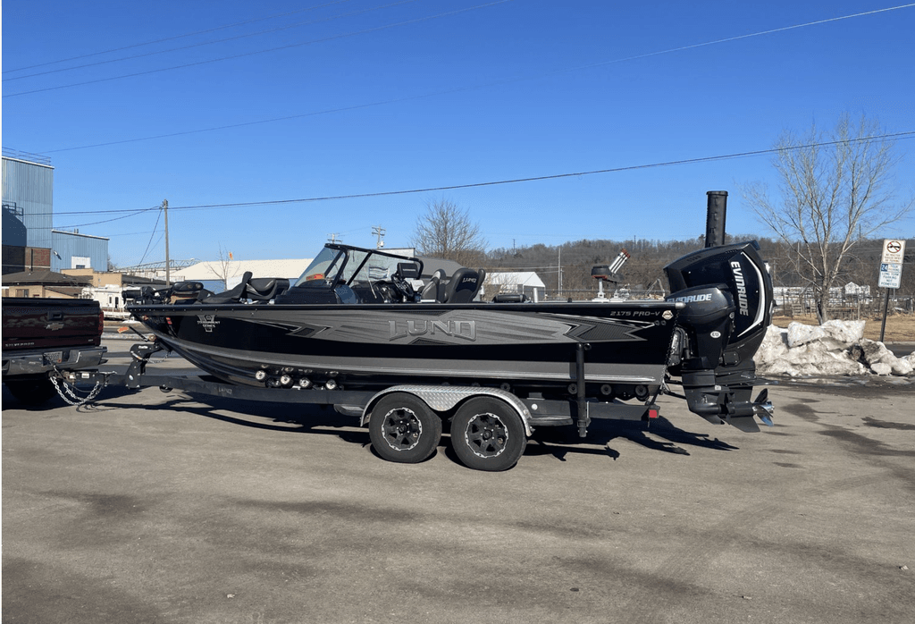 2020 Lund 2175 Pro-V Sport - National Vehicle