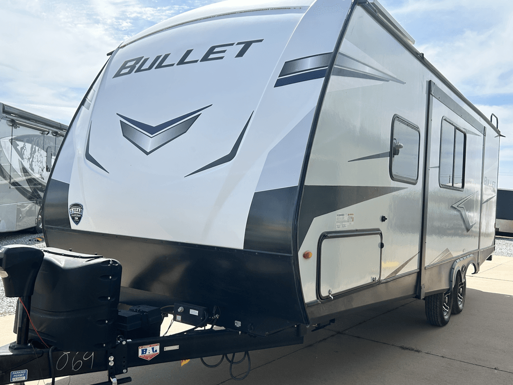 2022 Keystone Bullet Ultra Lite 221RBS - National Vehicle