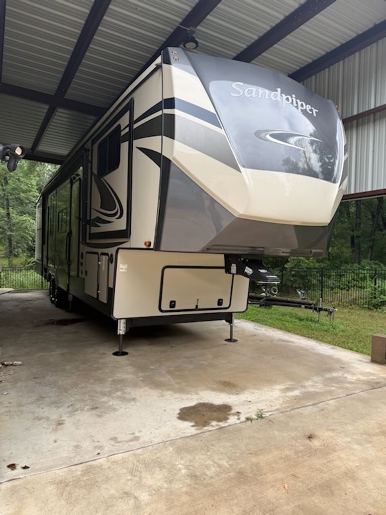 2021 Forest River Sandpiper 38FKOK - National Vehicle