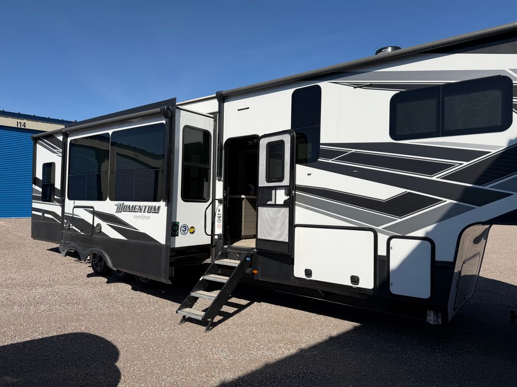 2022 Grand Design Momentum 397TH - National Vehicle