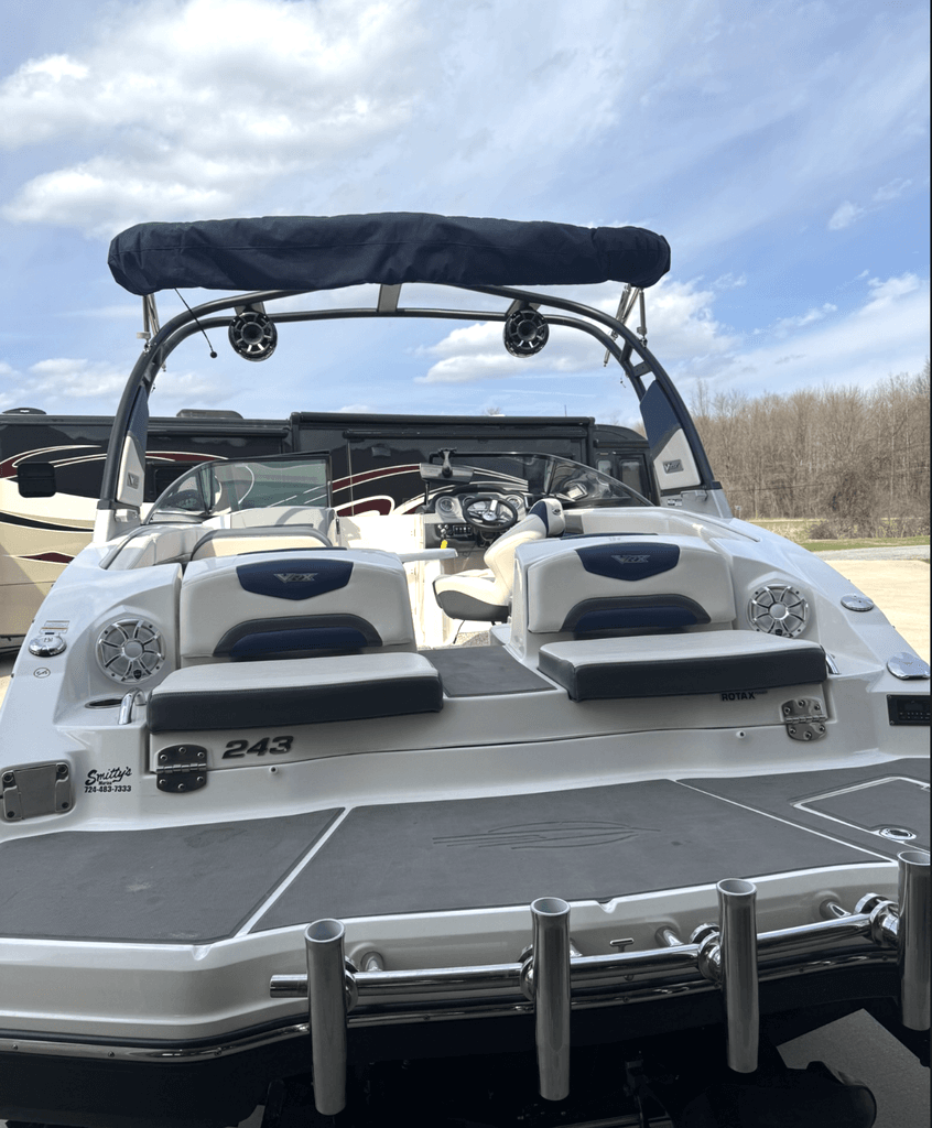 デラ 2018 Chaparral 243 Vortex VRX - National Vehicle