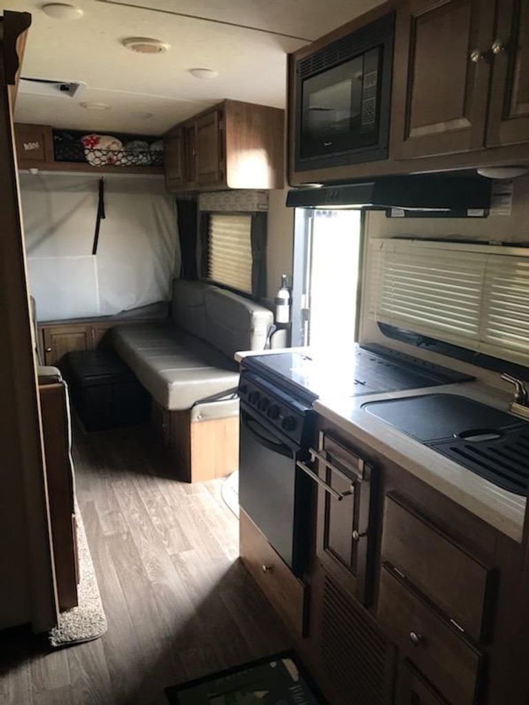 2019 Forest River Flagstaff Shamrock 233S - National Vehicle