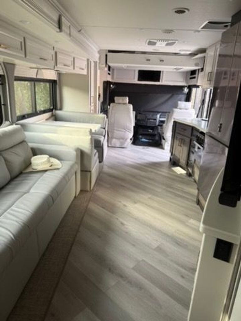 2026 Fleetwood Bounder 35K - National Vehicle