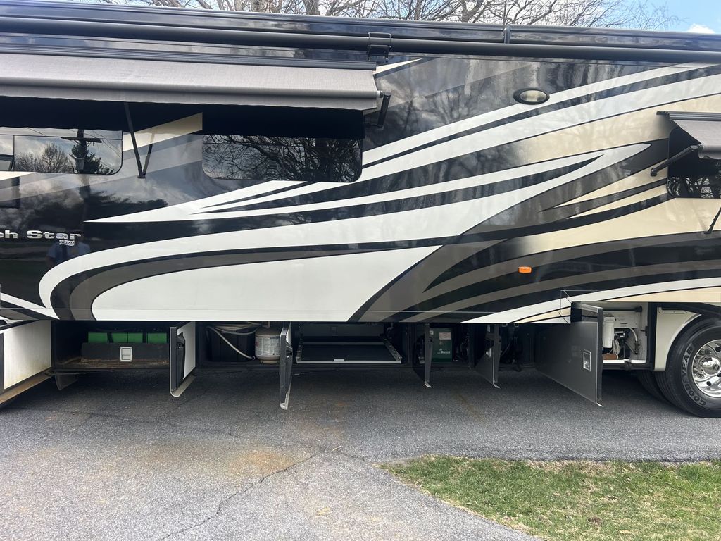 2015 Newmar Dutch Star 4369 - National Vehicle