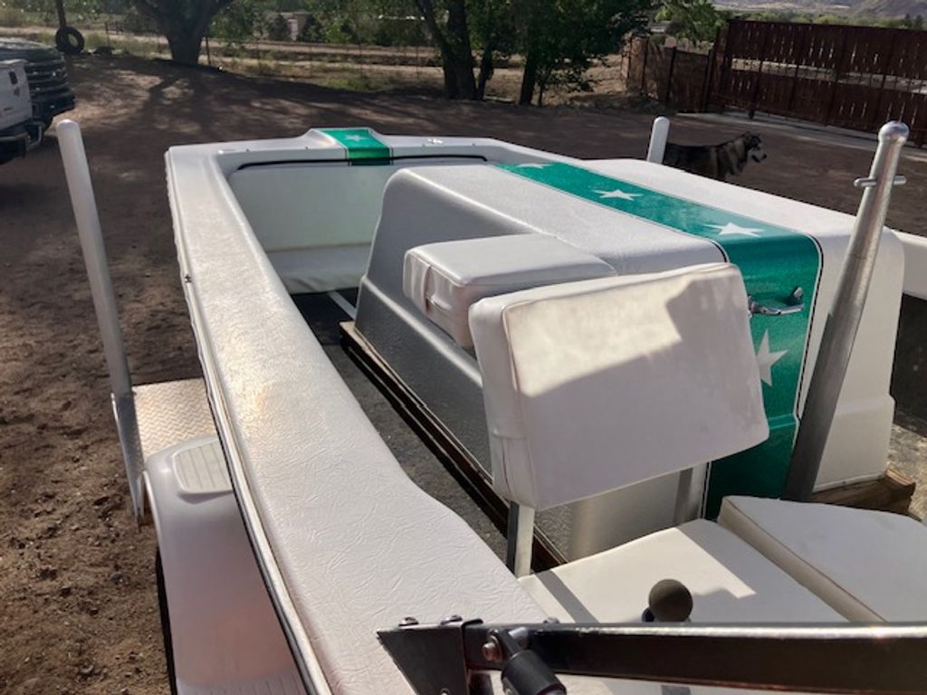 1976 MasterCraft Stars & Bars 21 - National Vehicle