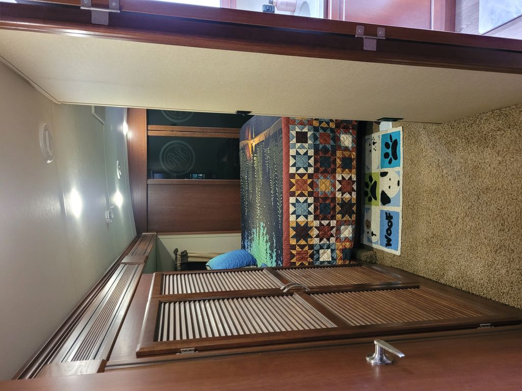 2016 Evergreen Bay Hill 340RK - National Vehicle