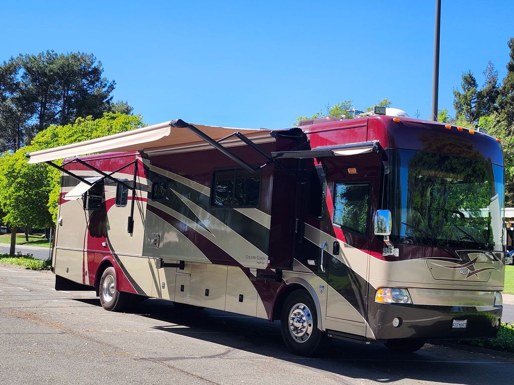 2006 Country Coach Inspire 360 Davinci - National Vehicle