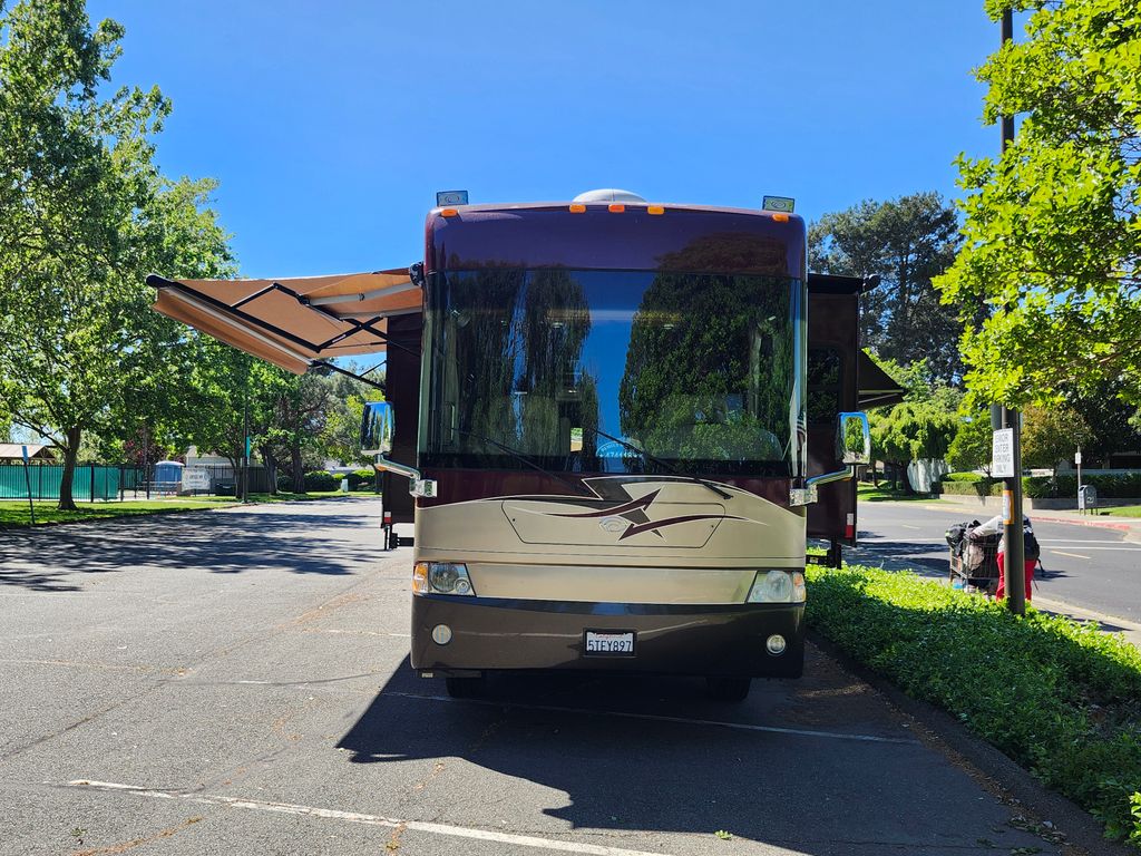 2006 Country Coach Inspire 360 Davinci - National Vehicle