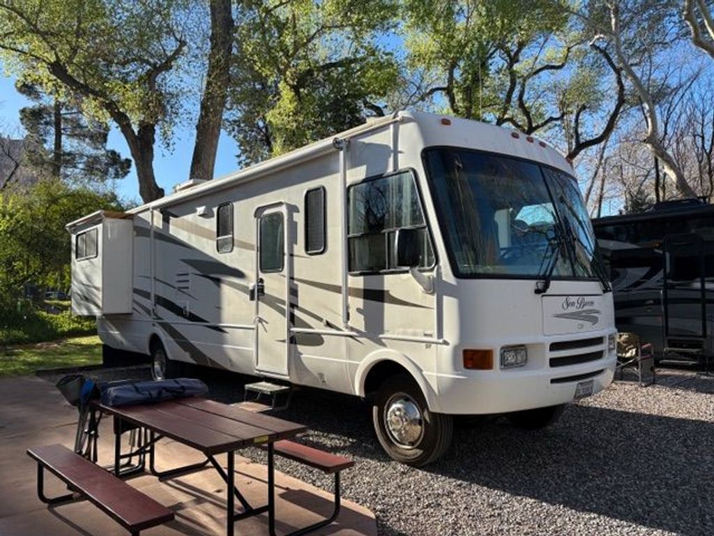2005 National RV Sea Breeze 1341 - National Vehicle