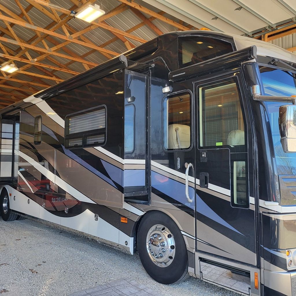 2007 American Coach American Heritage 45E - National Vehicle
