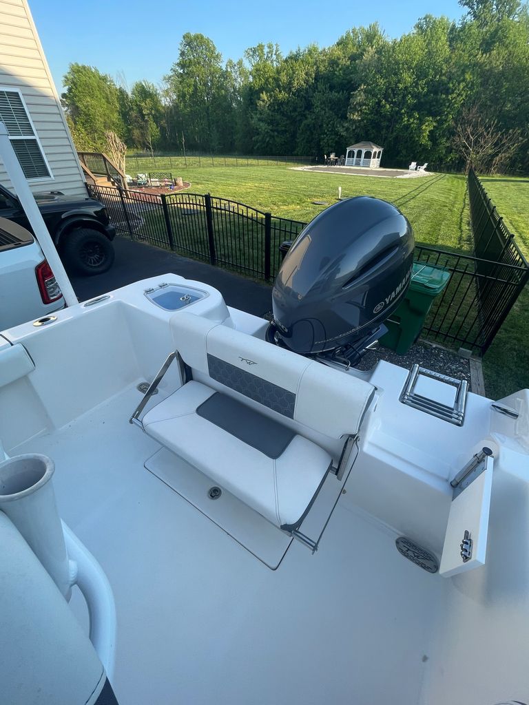 2021 Tidewater 210 CC Adventure - National Vehicle